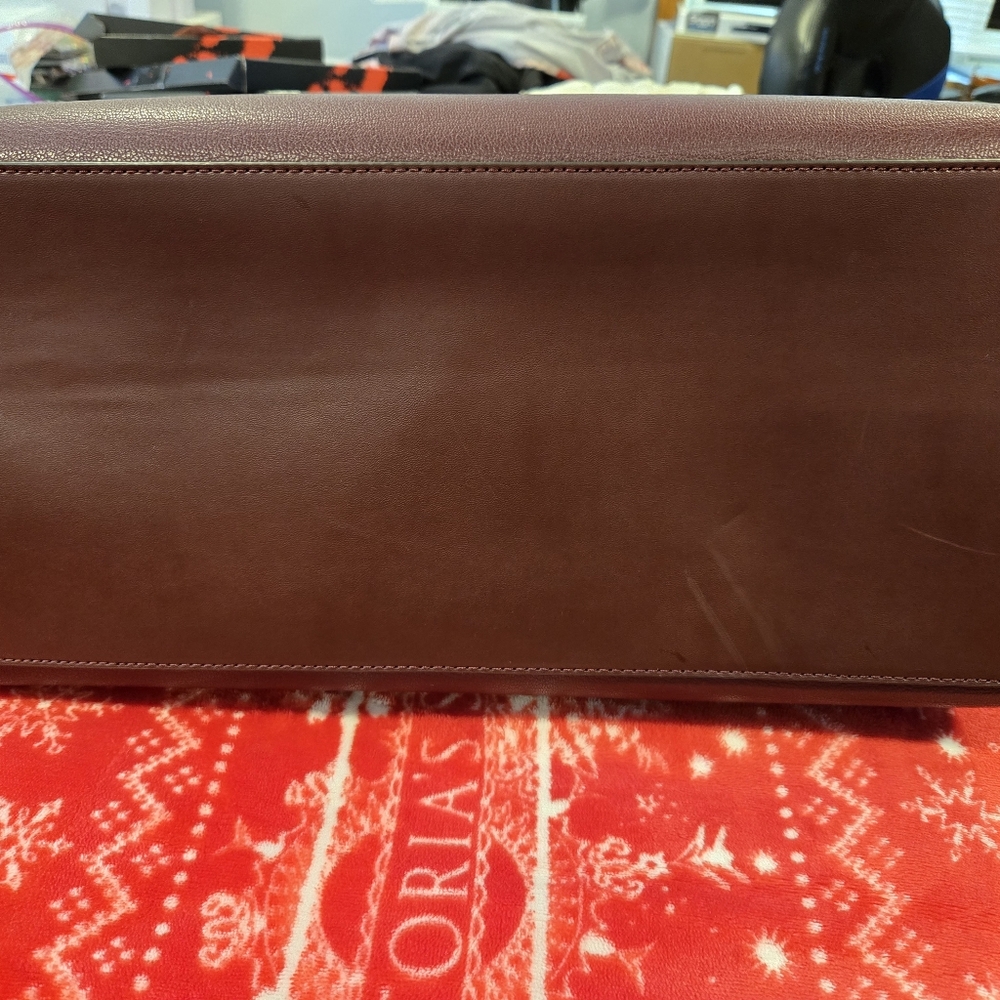 Michael Kors Avril Extra-Large Leather and Suede Tote Bag Red - Picture 6 of 12